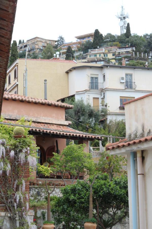 Ferienwohnung La Nina Taormina Exterior foto